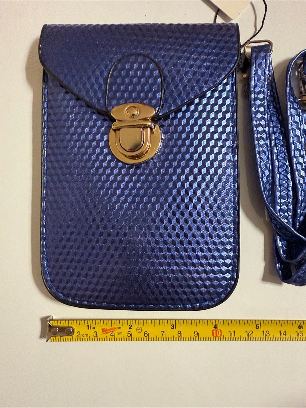 Metallic Blue Crossbody Pouch/Bag with Strap, Gold Lock and 2 Compartments - Picture 4 of 6